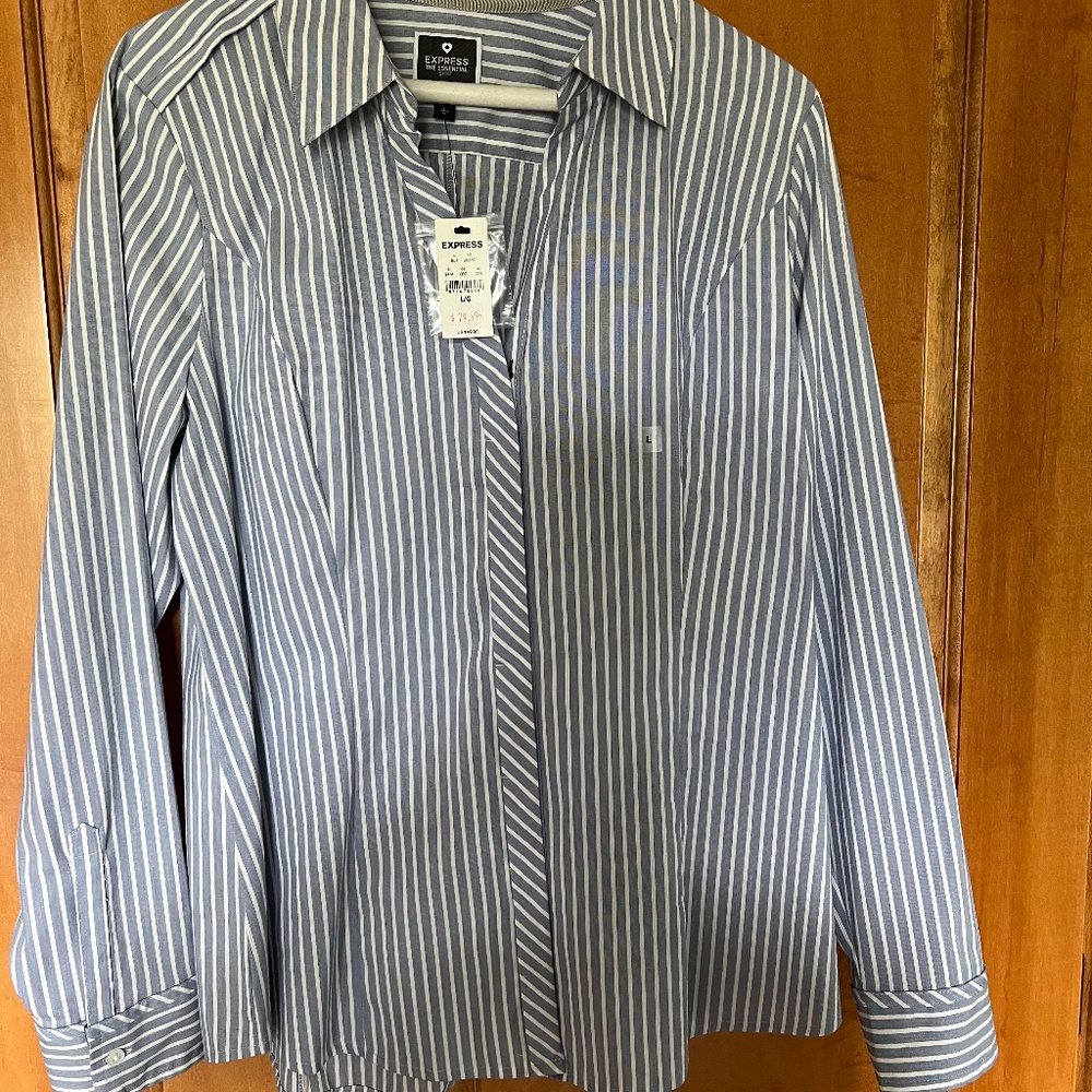 Blouse - Picture 2 of 3